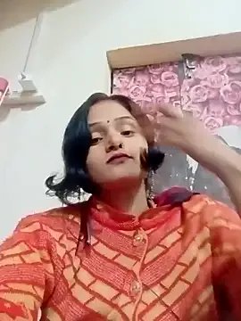 annaya_sweet — boobs show 