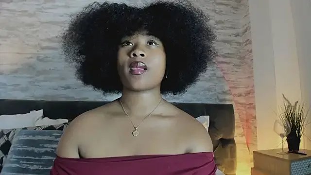 Anneth__M on StripChat 