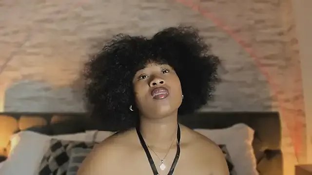 Anneth__M on StripChat 