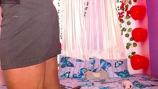 Freechat antonella_wolfe on StripChat