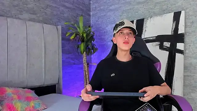 ArthurCox — masturbate x 10 min