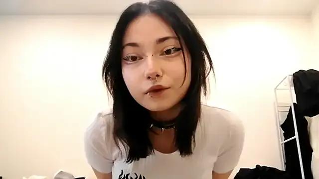 Beeping_Creature on StripChat 