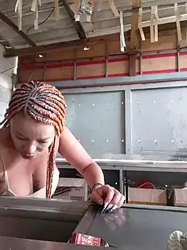 Freechat bella_exotichot_ on StripChat