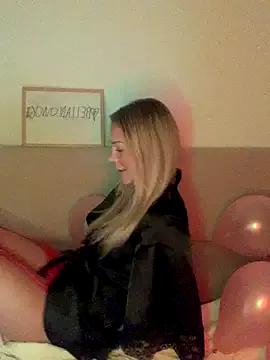 Freechat Bellablows on StripChat