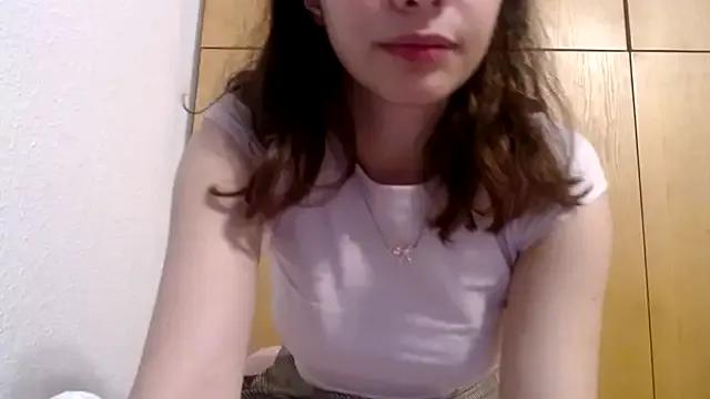 bellefleurrr — Freechat on StripChat