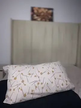 BhadBhad_Kitty on StripChat