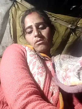 Bhavna8080 on StripChat