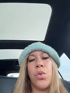 Bigbuttbrooklynn — Monday fundayyy :devil: