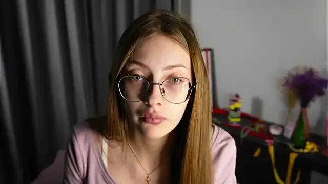 Group blissence on StripChat