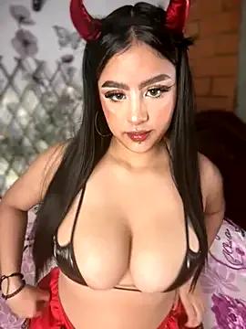 Freechat bonbom_ on StripChat
