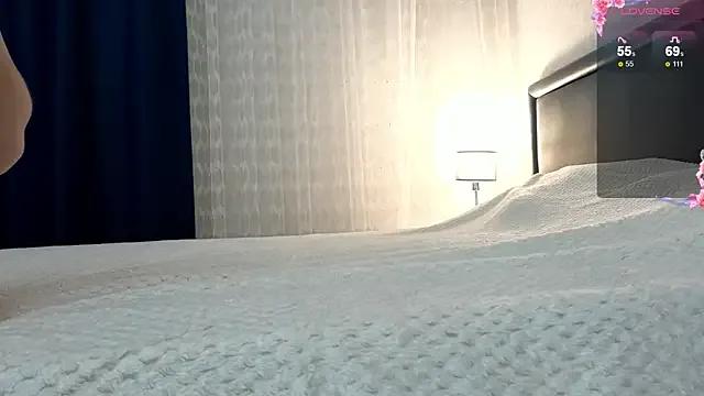 Brilliant-Kiss — squirt!video to last tipper=)