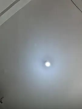 bustytemptress1 on StripChat