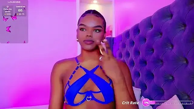 CamiEstrada on StripChat