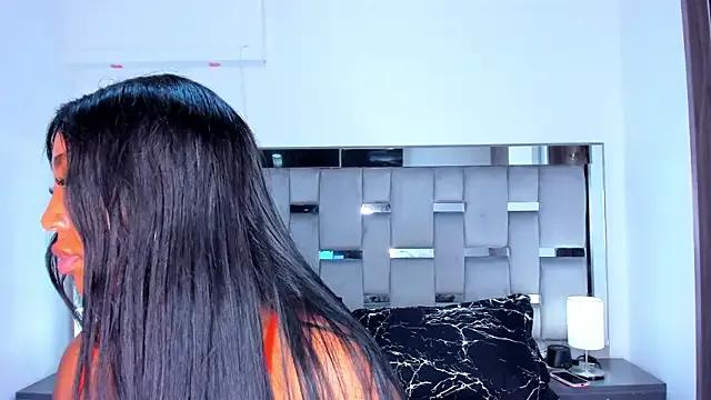 Freechat Cammiila on StripChat