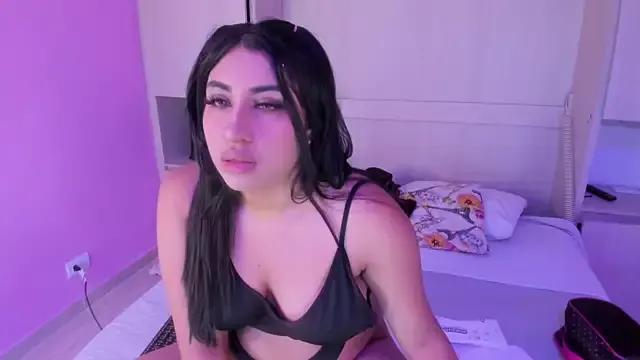 Freechat CANDYGABYY on StripChat