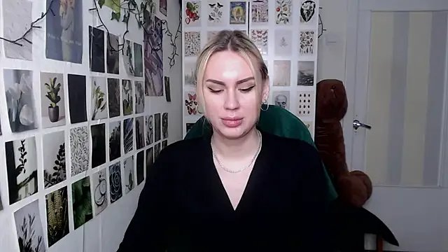 CapriScorpion on StripChat