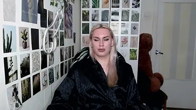 CapriScorpion on StripChat