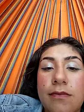 Freechat CAROLINE__07 on StripChat