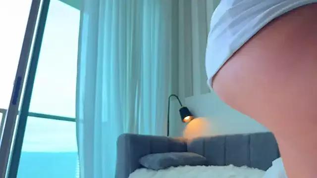 Freechat Carolyn_Smith on StripChat