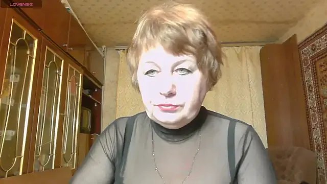 Casey_peach on StripChat