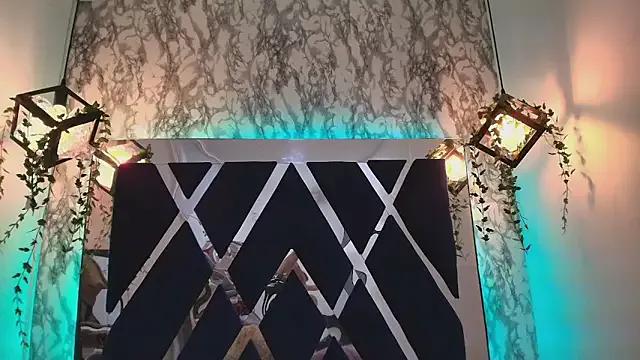 Freechat charlotte_bluee on StripChat