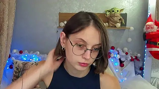 CharlyWines on StripChat