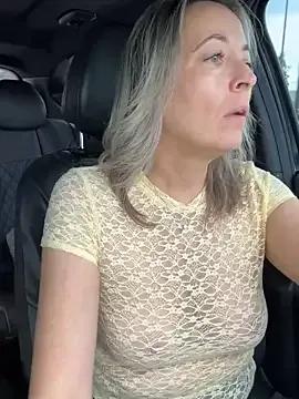 Freechat Cherry-red-xo on StripChat