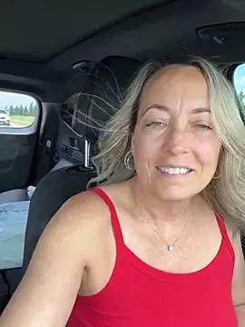 Freechat Cherry-red-xo on StripChat