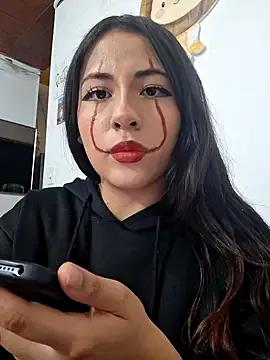 Freechat chloebrownn03 on StripChat