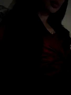 Freechat coeurdenuit on StripChat