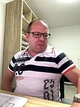 StripChat coupleLatinaLovers is Freechat coupleLatinaLovers — Thursday Fun, and Cum