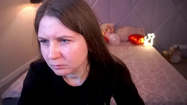 Private CraveeDoll on StripChat