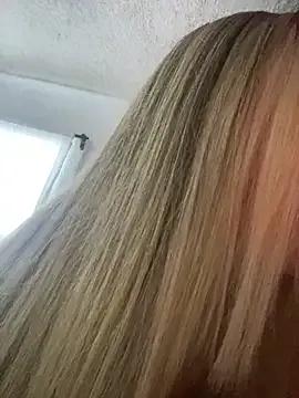 StripChat CristalGmez is Freechat CristalGmez — Naked Fingers asshole