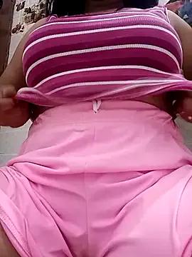 Group cute-mahek on StripChat