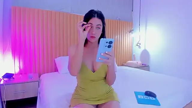 Private danaalamiri on StripChat