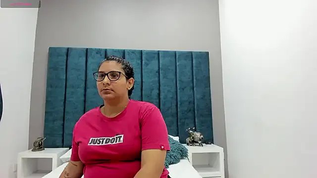 DanielleEvans_ — plug anal