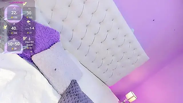 Freechat DaniielaV on StripChat