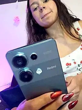 Freechat Danni_shy on StripChat