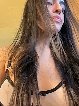 DaphneUwu on StripChat