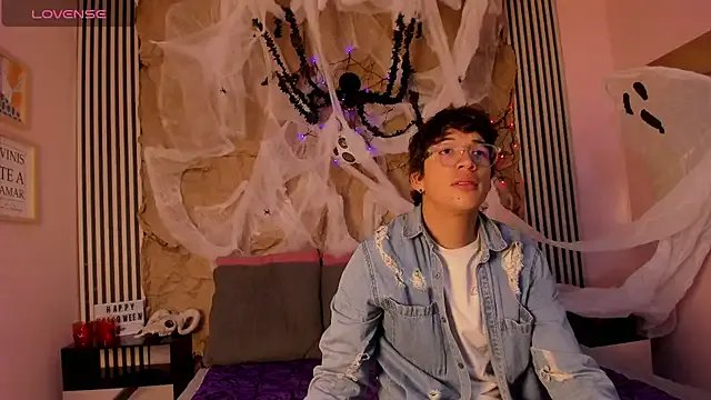 Freechat Desire_Ecstasy on StripChat