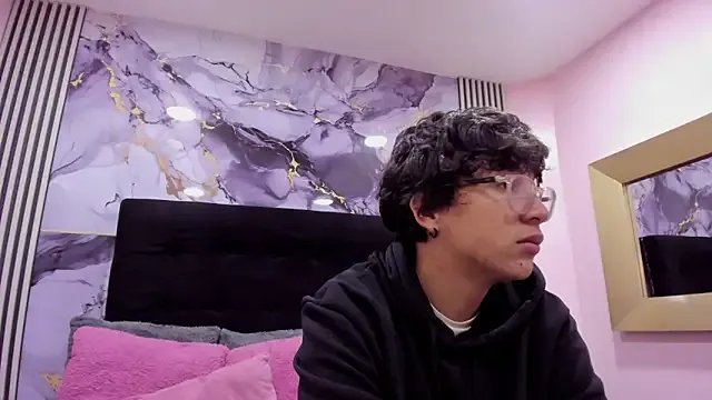 Freechat Desire_Ecstasy on StripChat