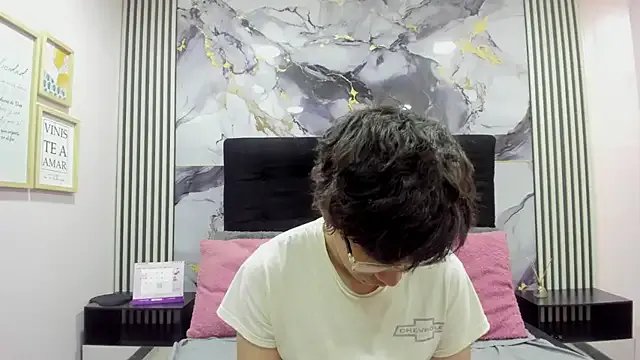 Freechat Desire_Ecstasy on StripChat