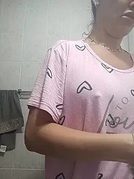 Freechat DESIRIE0609 on StripChat