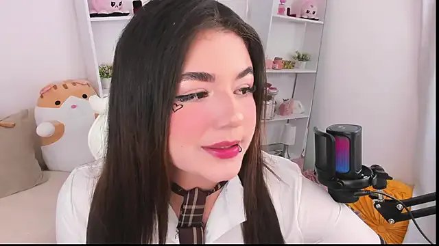 Freechat dolce_antonellaa on StripChat