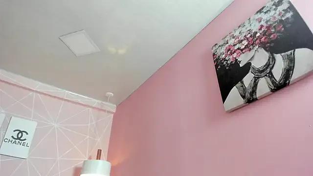 Freechat dolly_zoe on StripChat