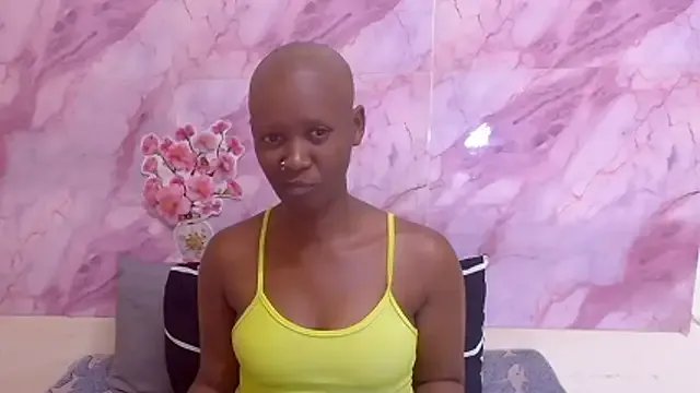 EbonyOlive69 on StripChat