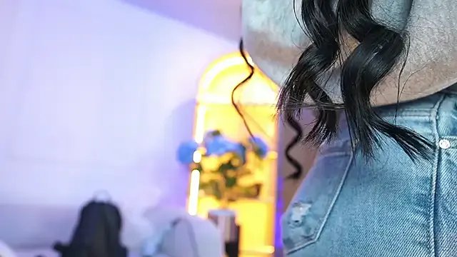 elasummer —  Blow kisses, Ela