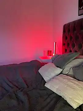 StripChat EllaMae is Freechat EllaMae — Last Tipp wins mistery Video