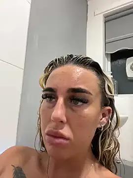 EllieMaeBaby on StripChat 