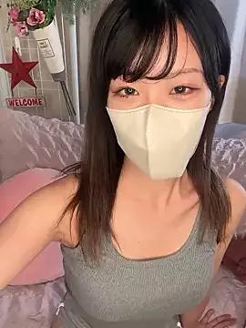 Freechat emiiiii1001 on StripChat